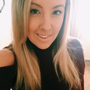 Meet your Posher, Lori